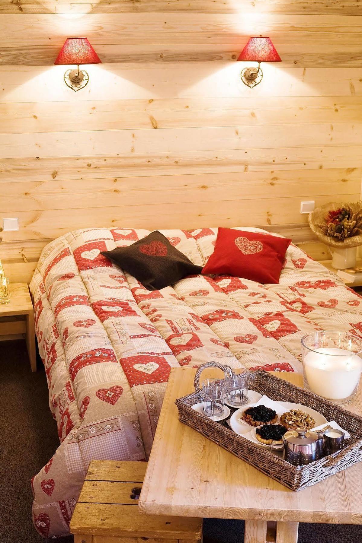 Hotel Lac Bleu 1650 Сен-Франсуа-Лоншам Екстериор снимка